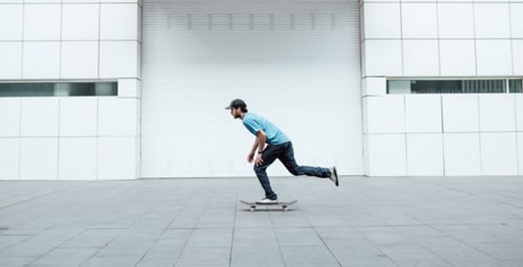 Electric skateboard