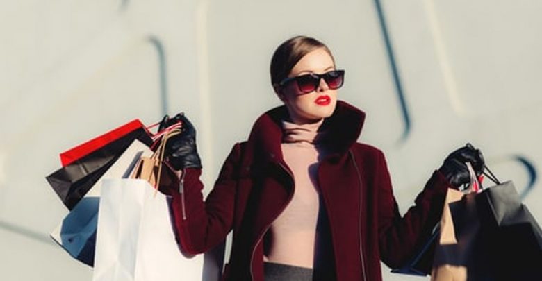The Pros and Cons of Buying on the web 1 Online store in albania