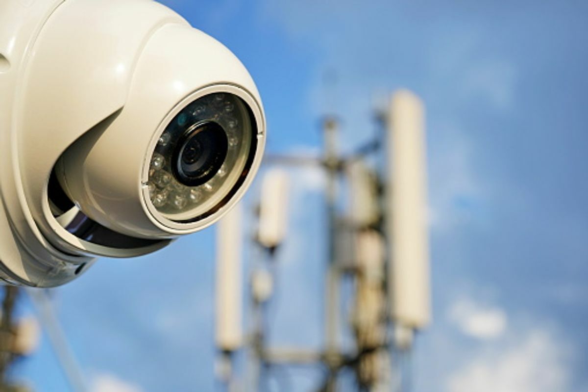 Wireless security cameras