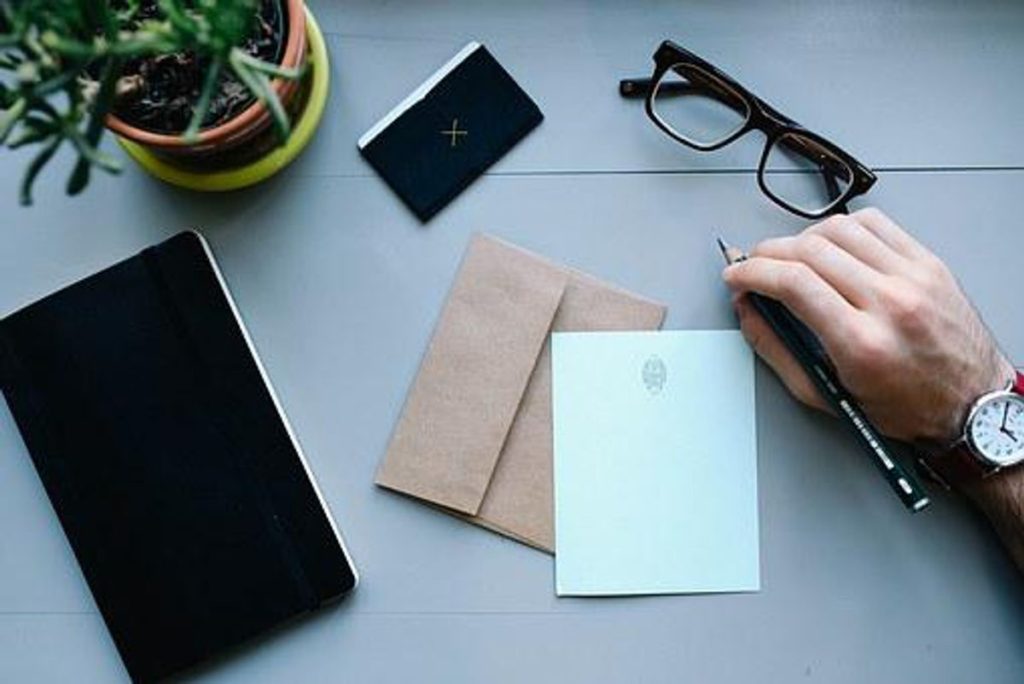 What to Write in Your Condolence Letter