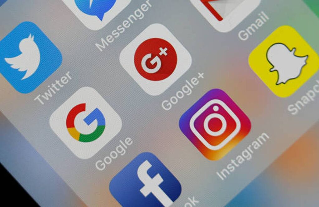 Social Networking for Begginners