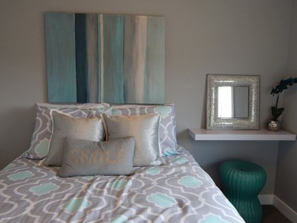 modern wall mirror