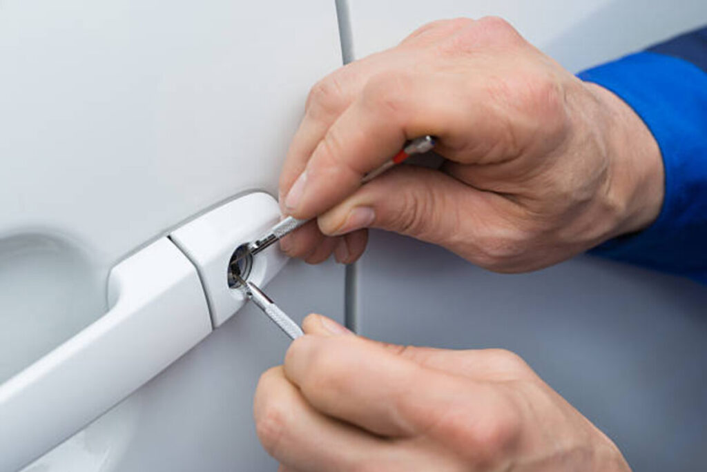 Car locksmith in London