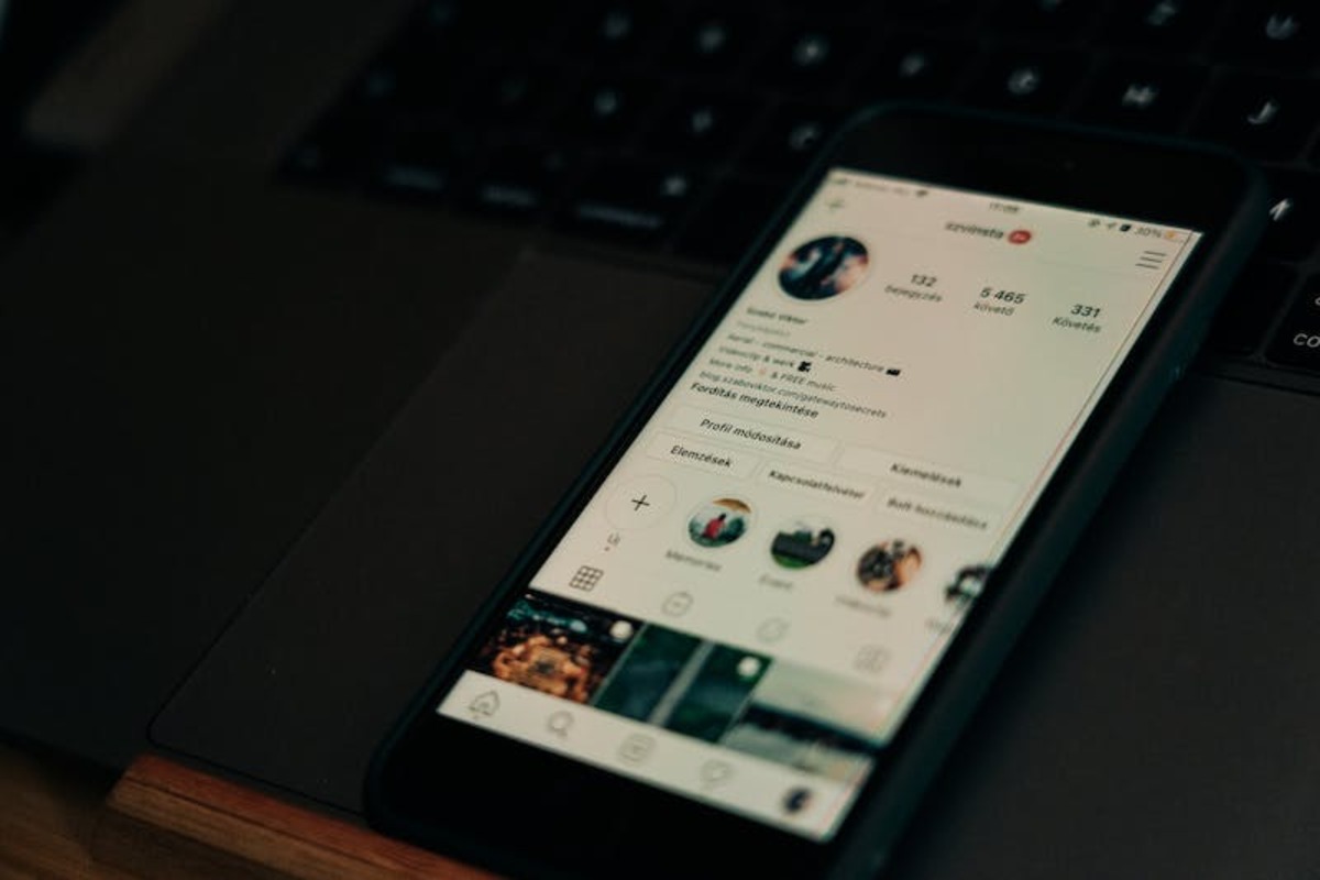 how to mute someone on instagram