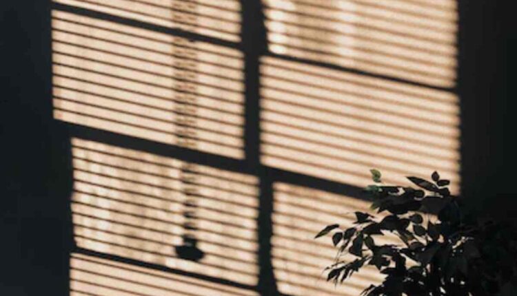 What is Vacuum glazing?