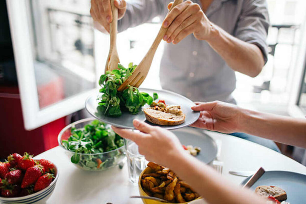 Enhancing Lifestyle at Every Age: From Active Living to Relaxed Dining 1 healthy eating