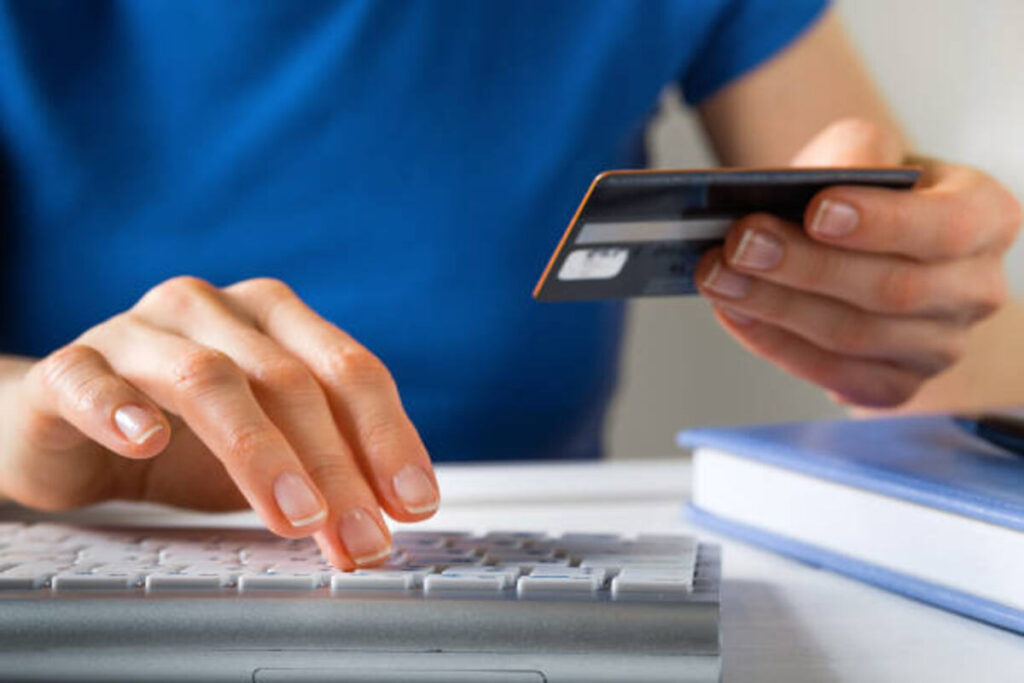 Axis Bank credit card EMI calculator