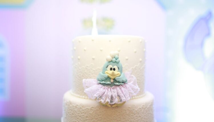 Doll Cake Design