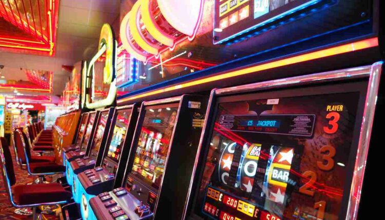 Slot