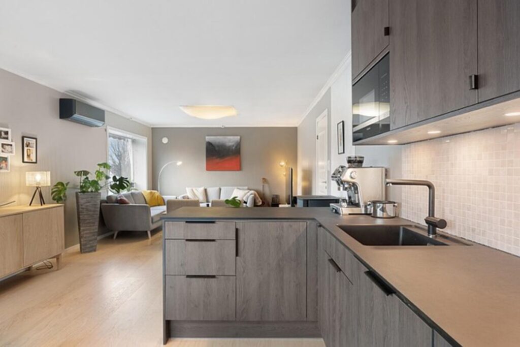 kitchen cabinet companies in toronto