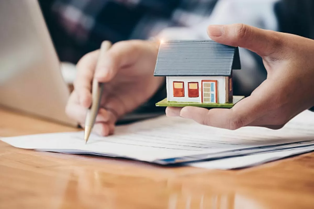 Asaf Izhak Rubin Explains the Many Issues That Can Occur with the Title of a House