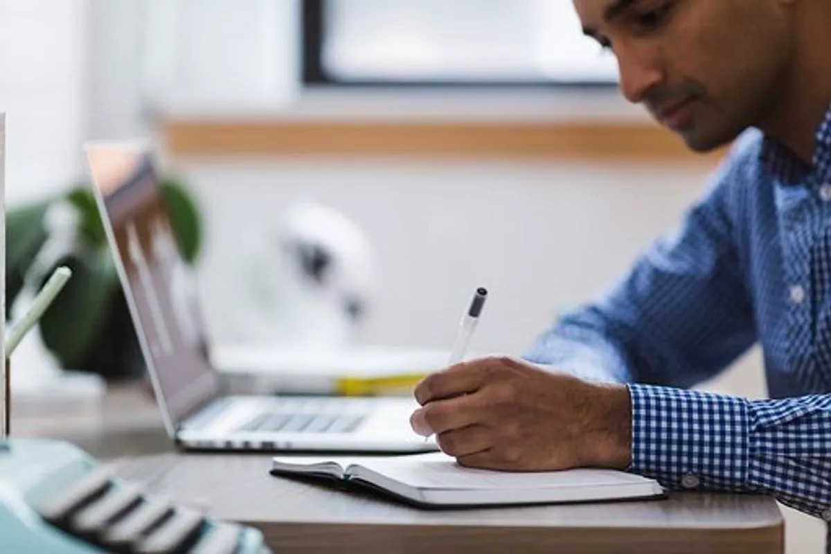 Eight Good Reasons Why You Should Work For Oneself