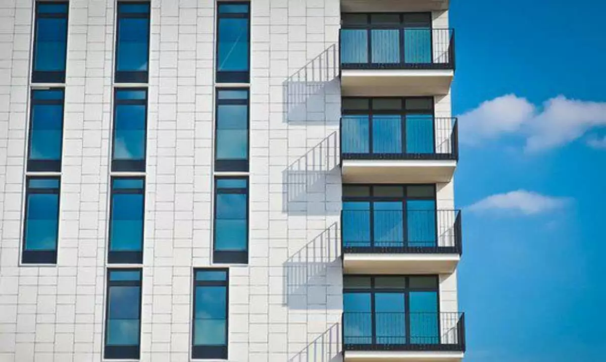 vacuum insulating glass price