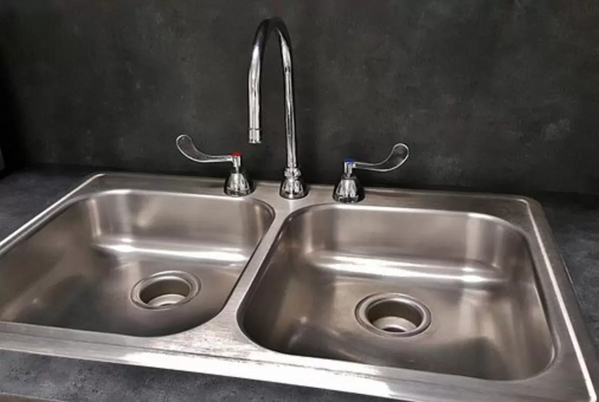 how to fix a leaky bathroom sink faucet double handle