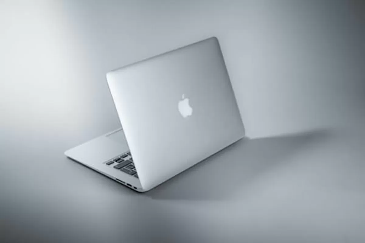 macbook air pro