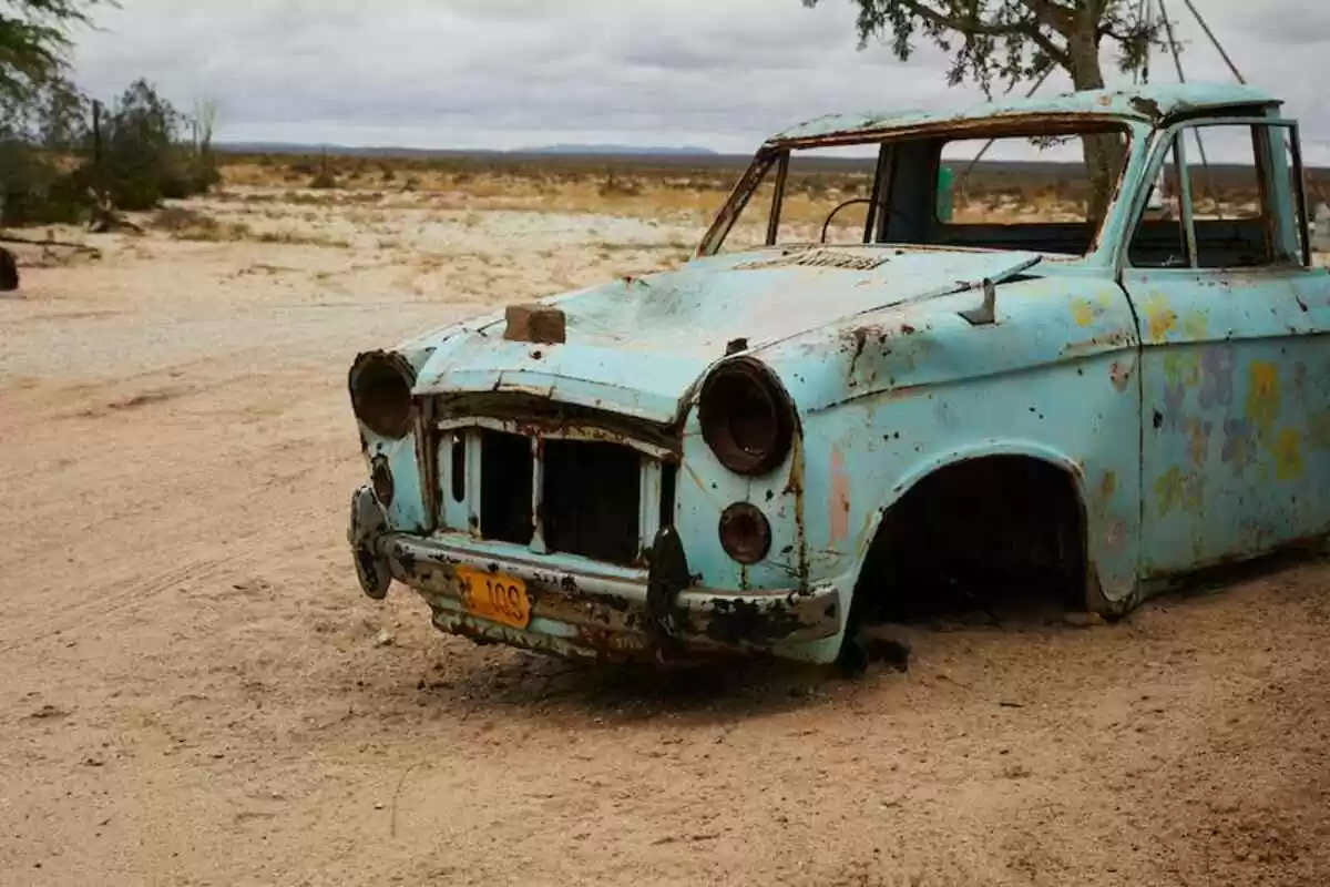 How to clean car battery corrosion in the right way is here: check out now!