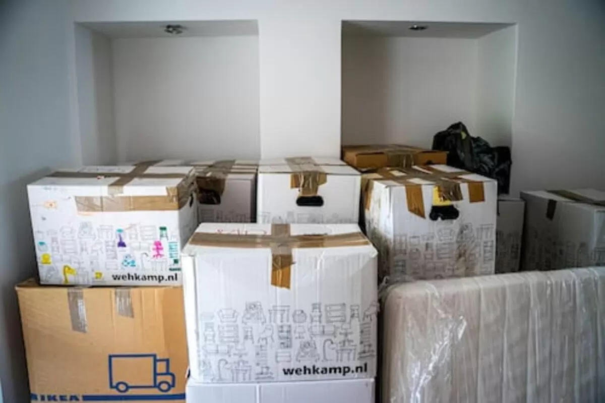 How to Organize, Plan, and Pack for a House Move