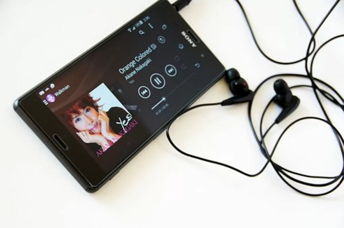Sony Xperia XZ2 Compact Review