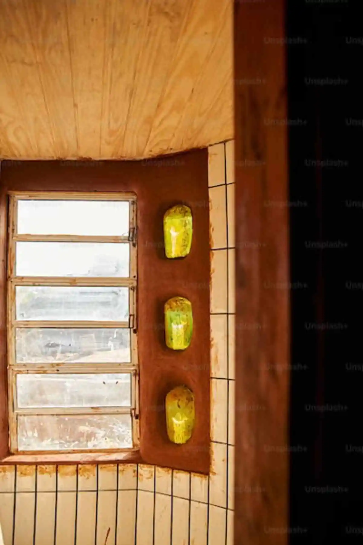 HaanGlas vacuum insulating glass