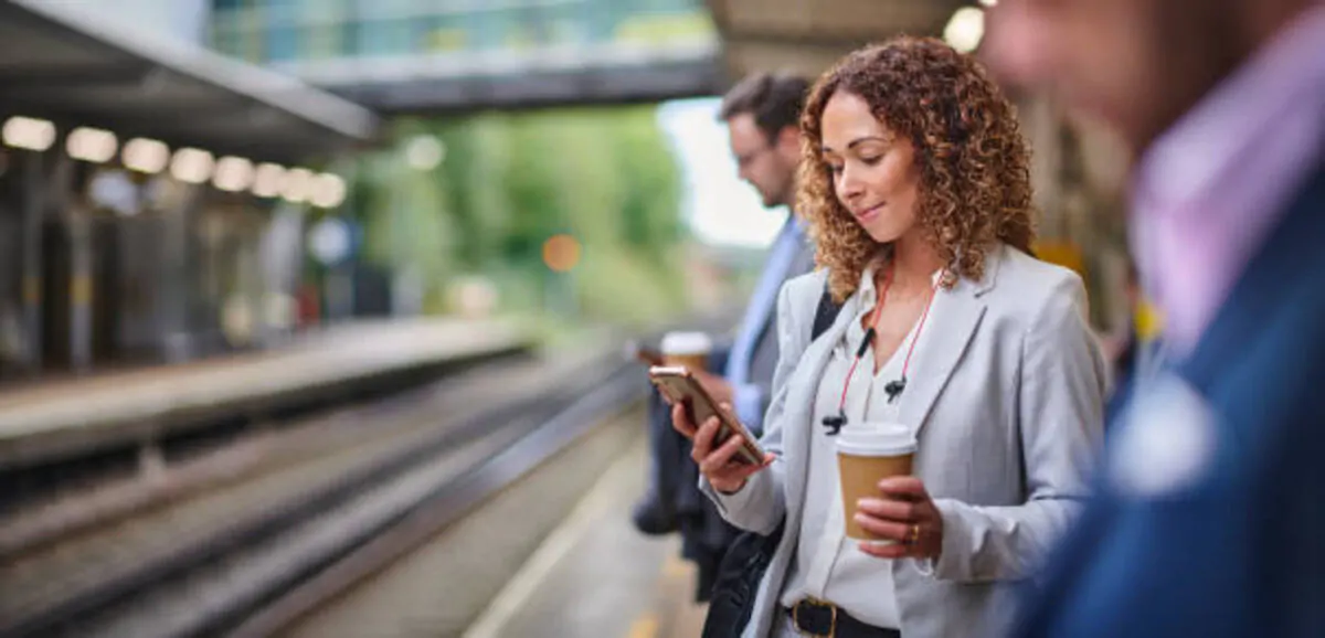 text message broadcasting