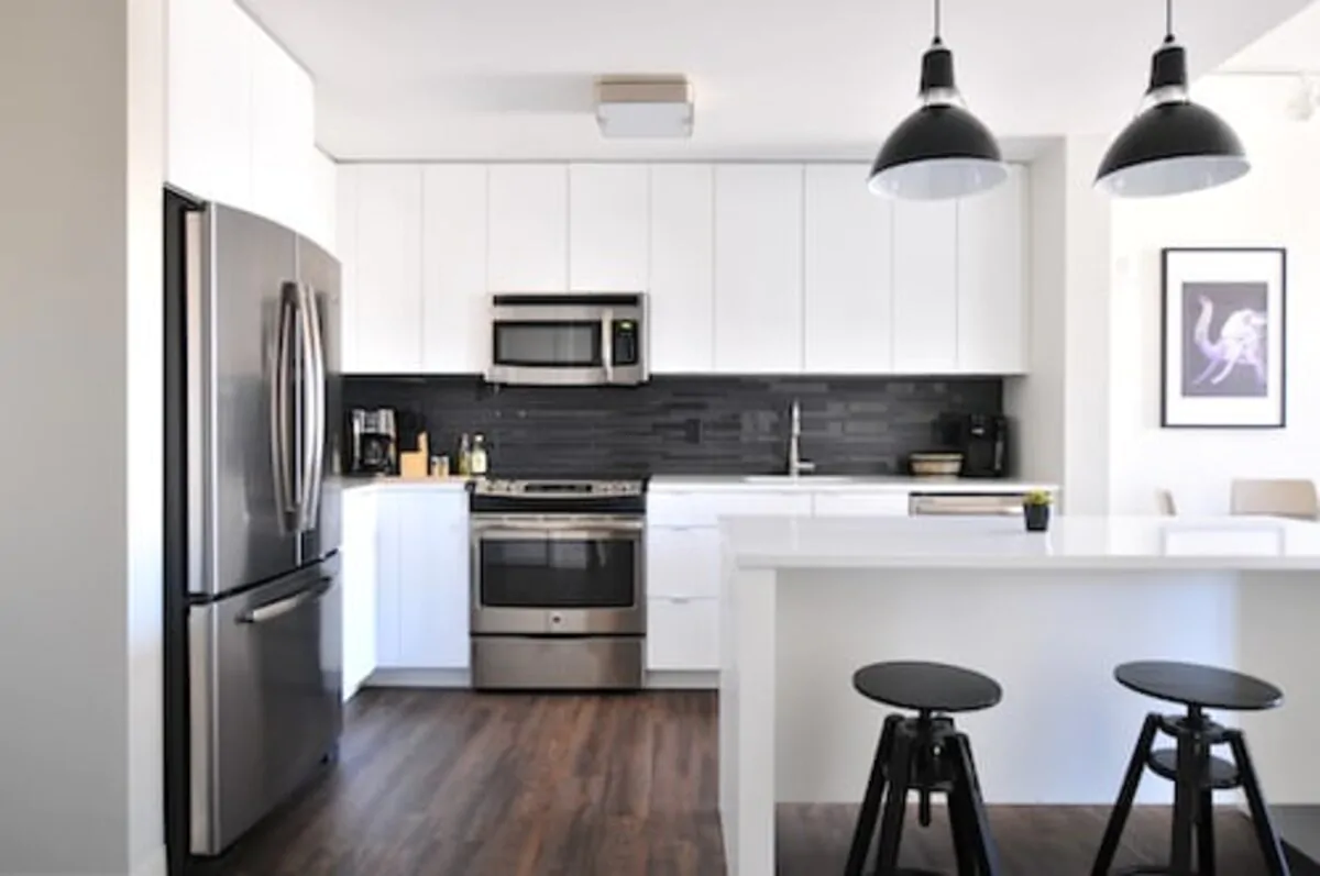 custom kitchen cabinets