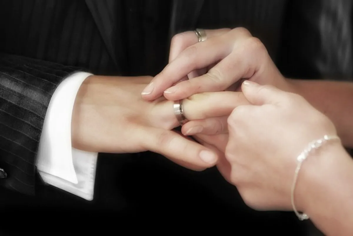 moissanite rings wedding bands