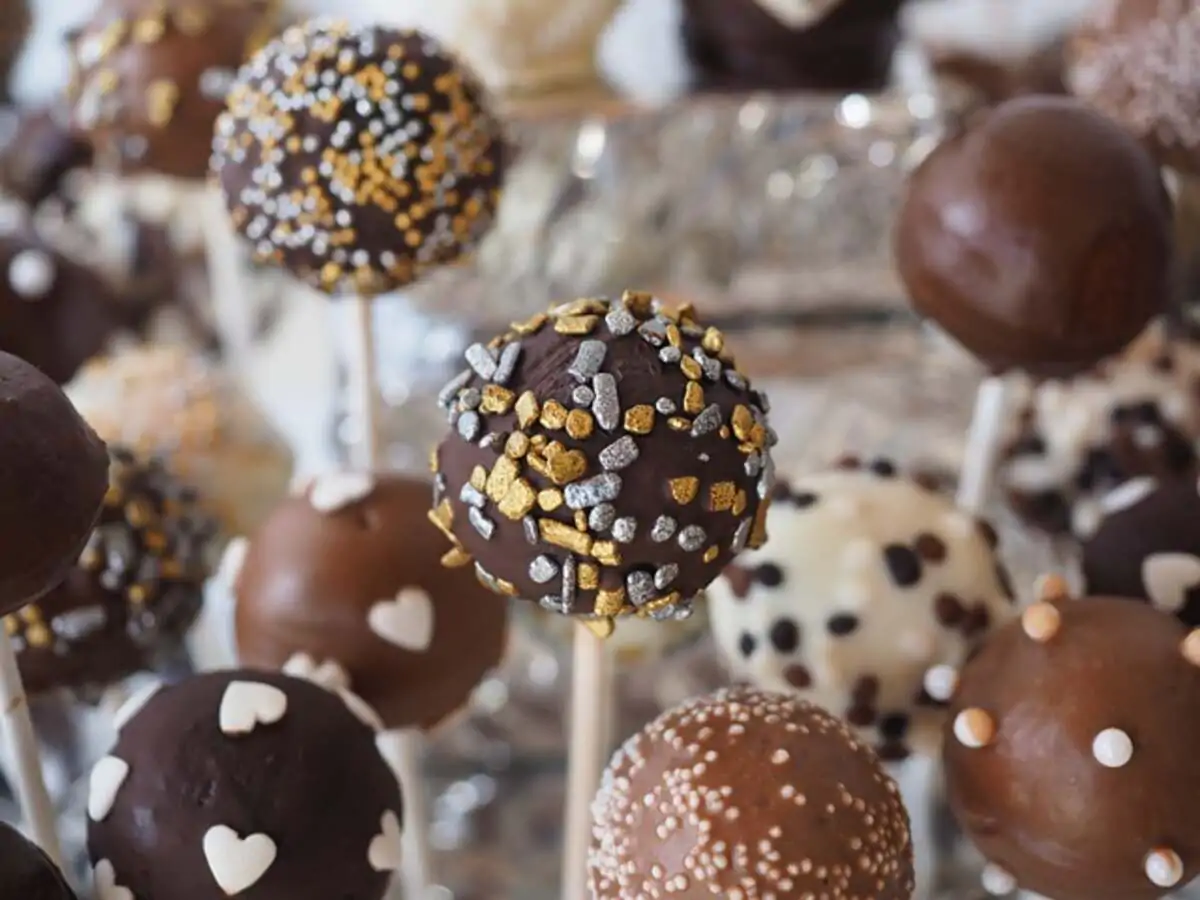 What Is Lolli?