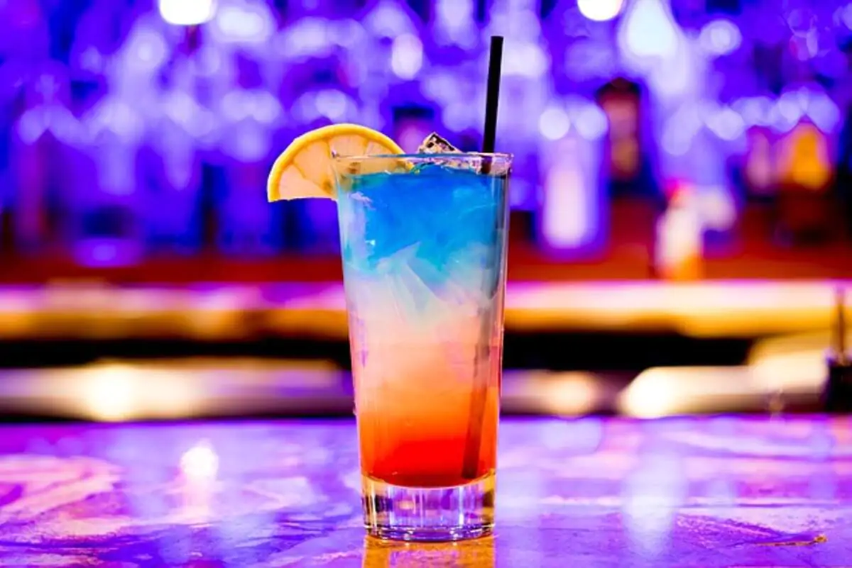 cocktail bars