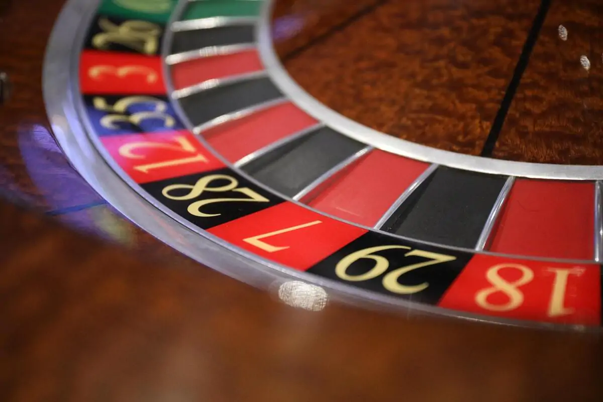 play jackpots online