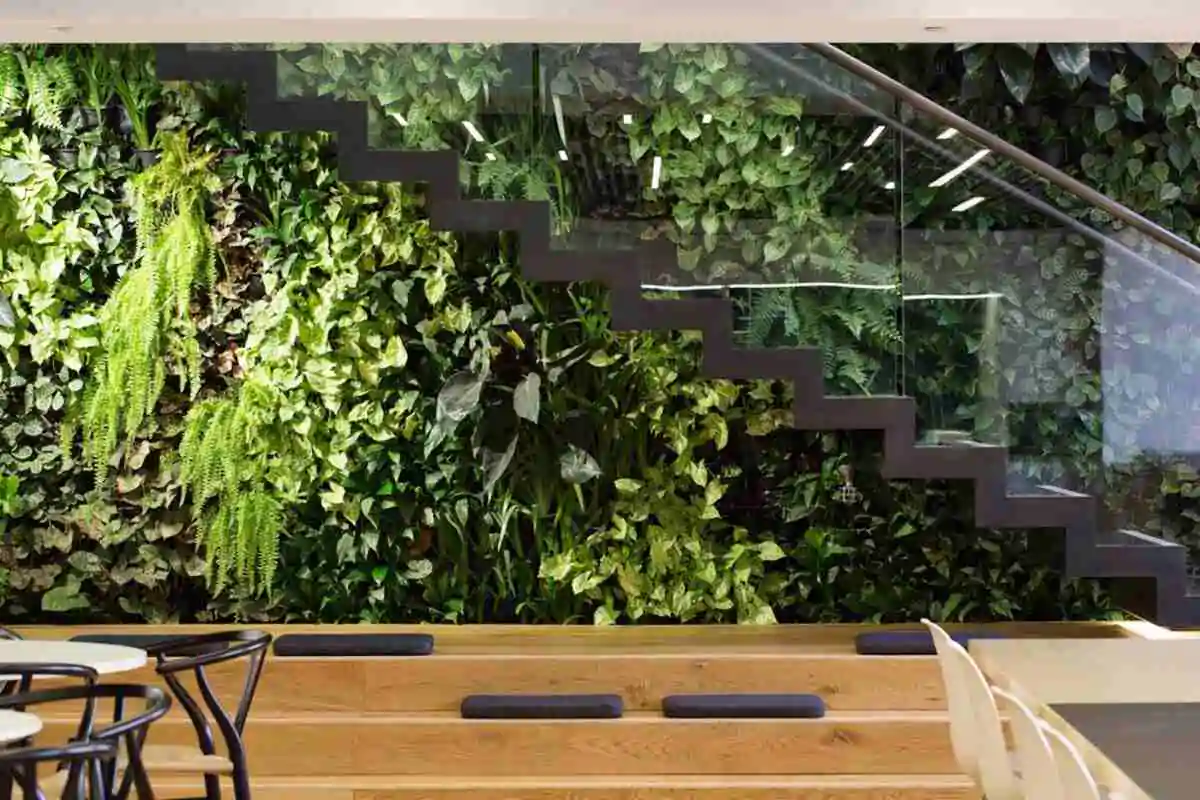 fake green walls