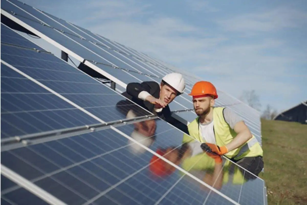 Understanding the Different Solar Maintenance Services and Which is Best for You
