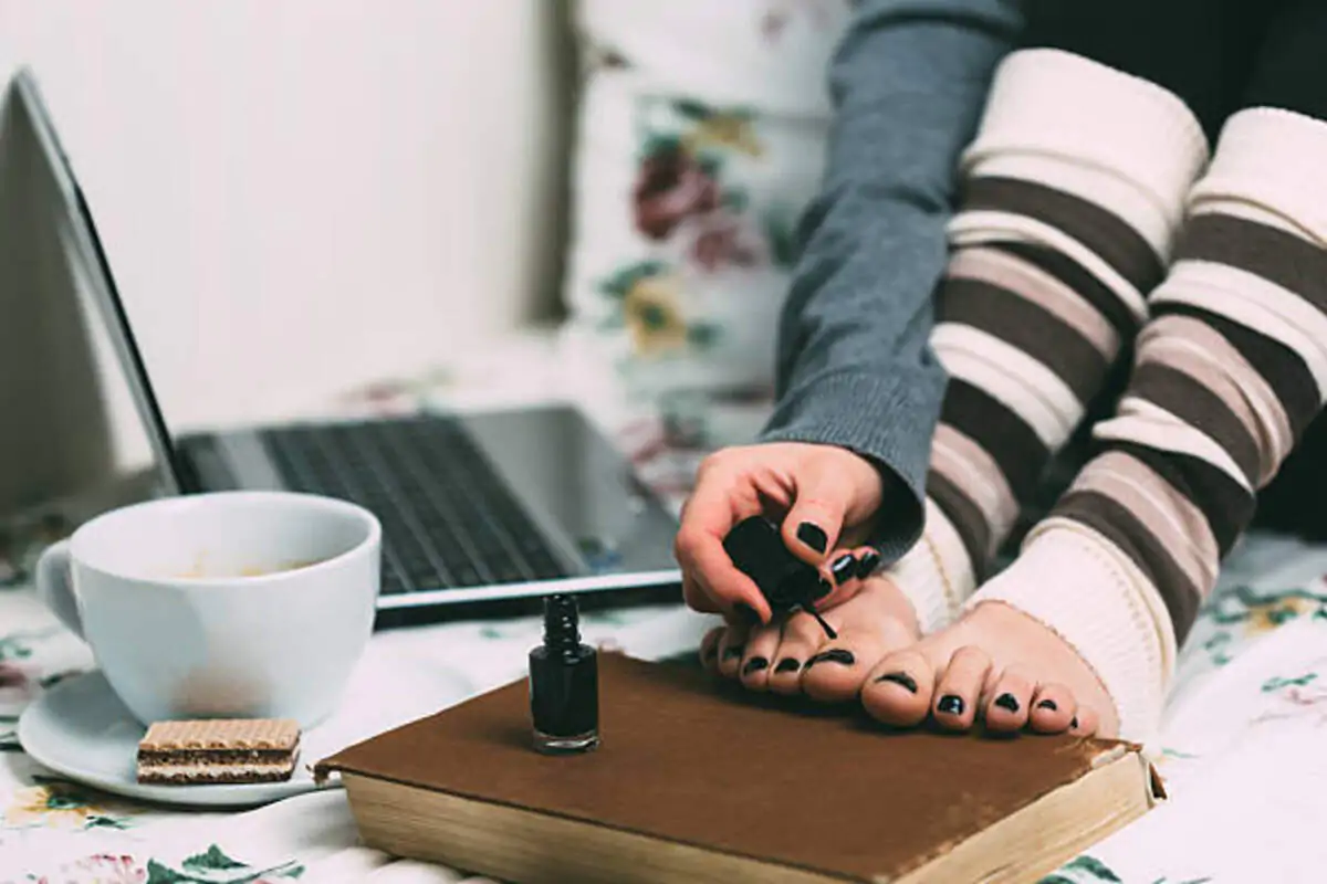 How to Care For Gel Manicures