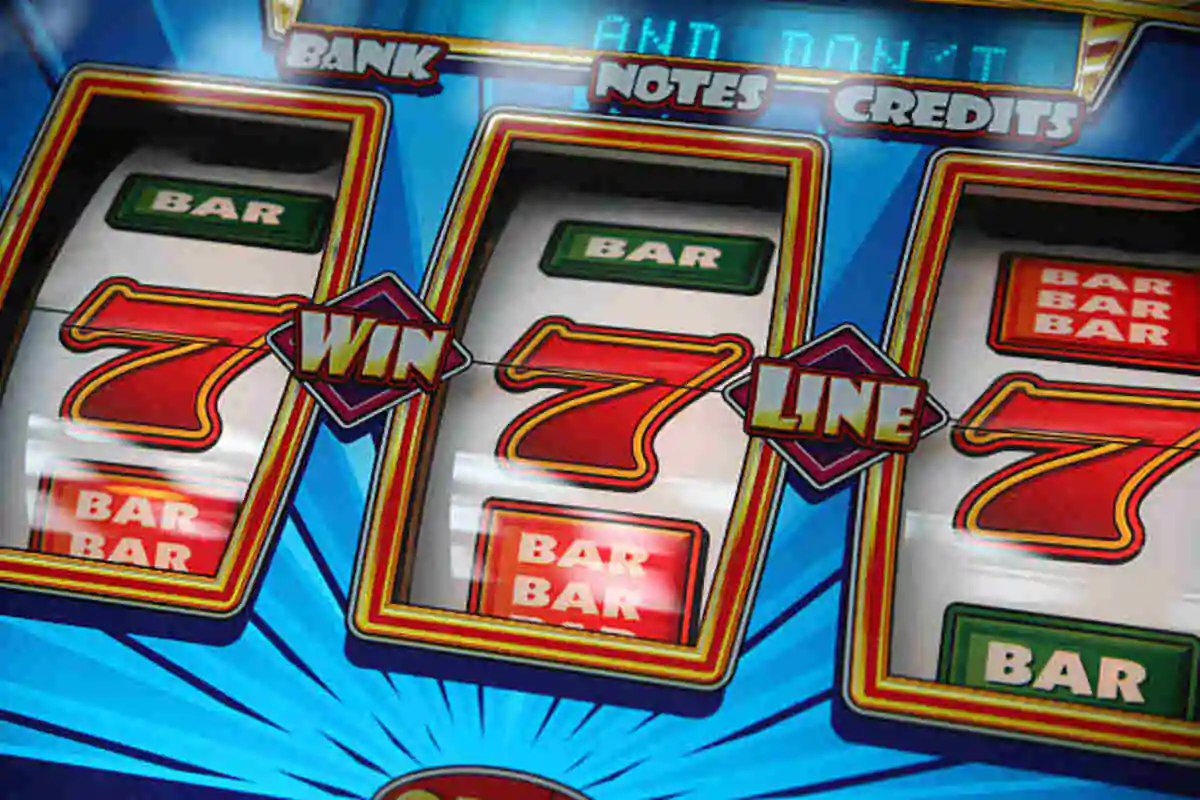 Straight Web Slots
