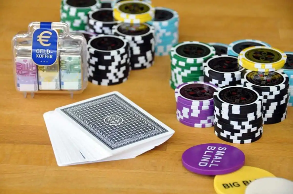 888poker Review