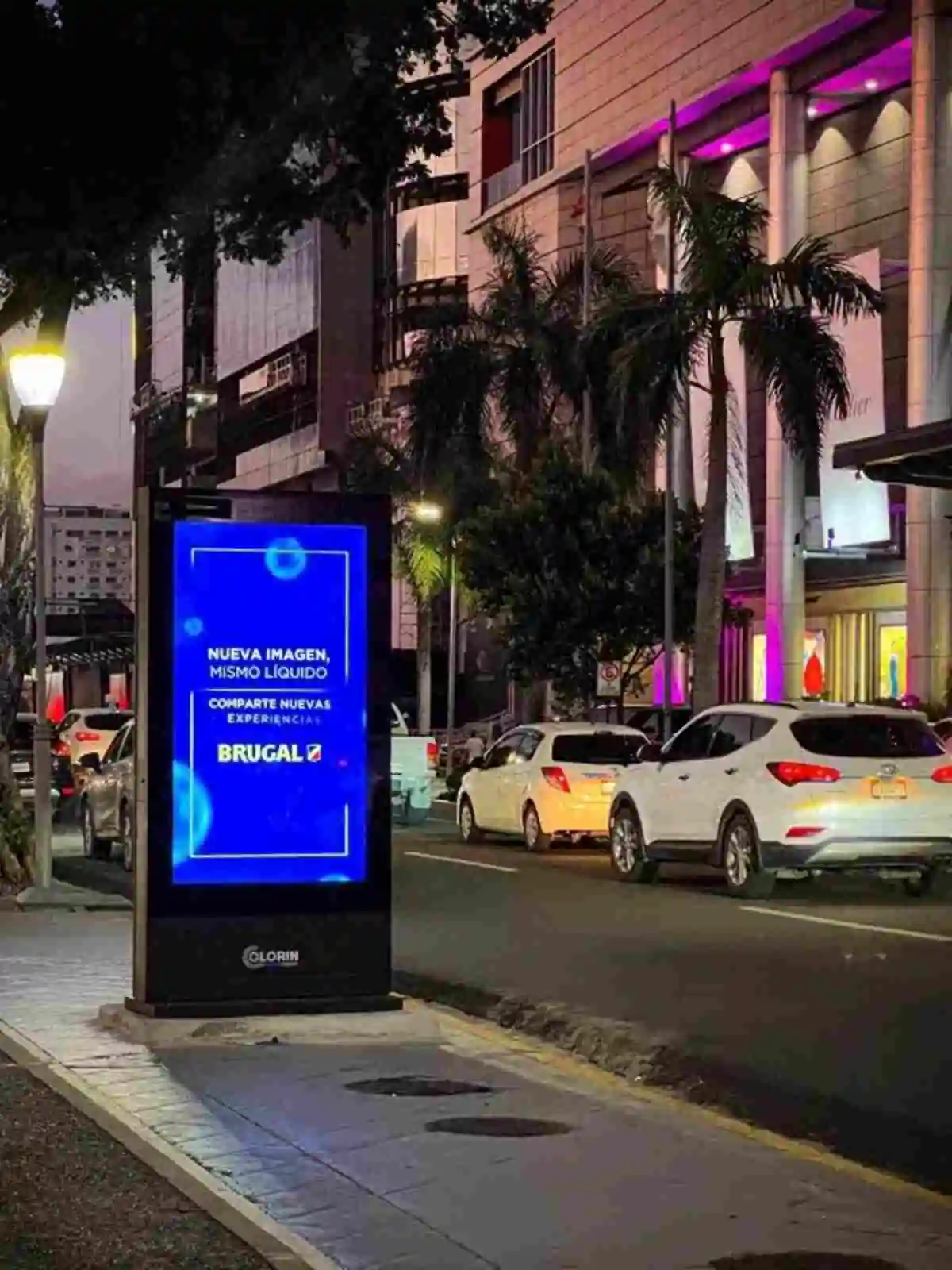 outdoor digital signage