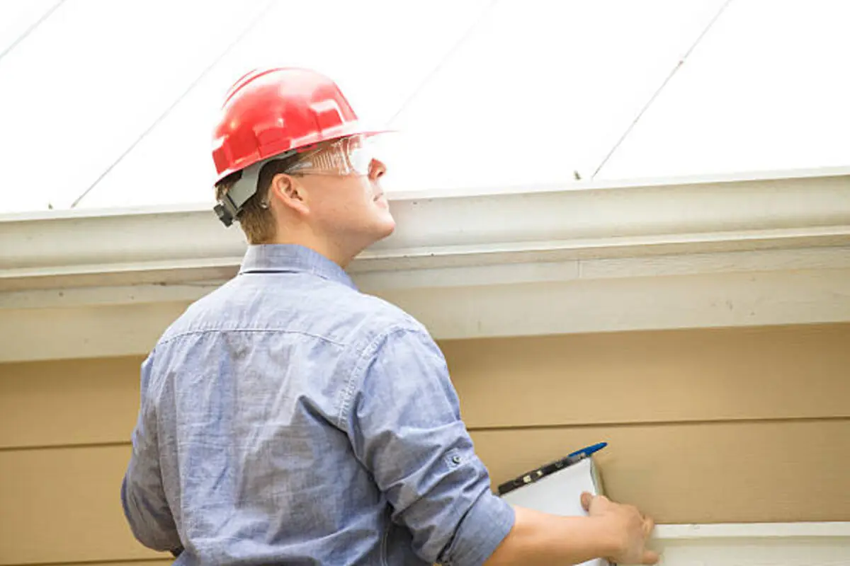 eavestrough contractors